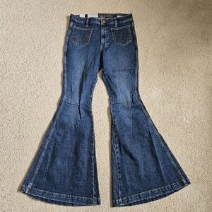 NWTs Wrangler® Retro Ladies The Green Jean Victoria Flare Denim Jeans 29x34